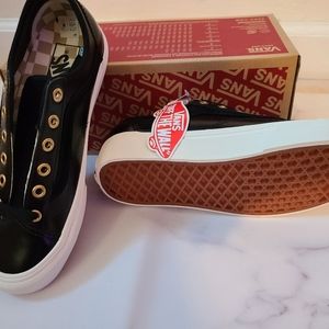 Womens vans shoes size 7 leather